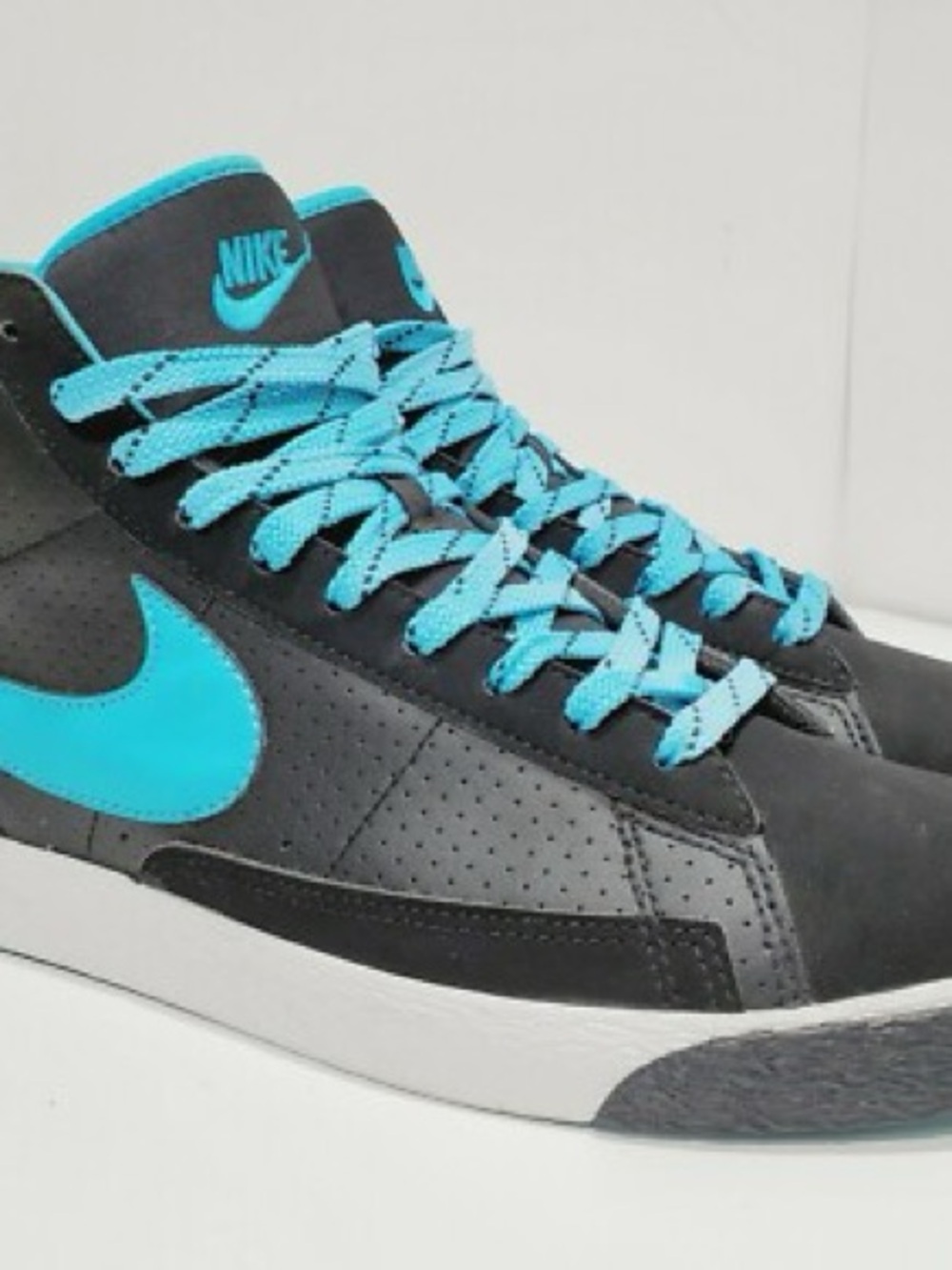 Nike Kids Black and Teal High-Top Sneakers